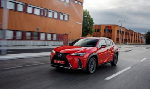 Lexus zwycięża w stolicy elektromobilności