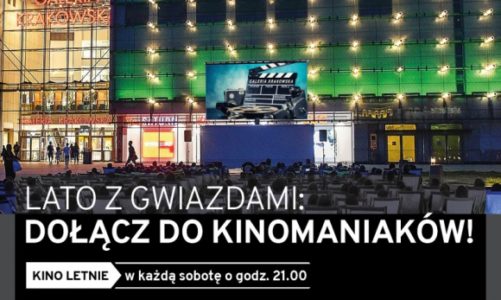 Kino pod gwiazdami przed Galerią Krakowską